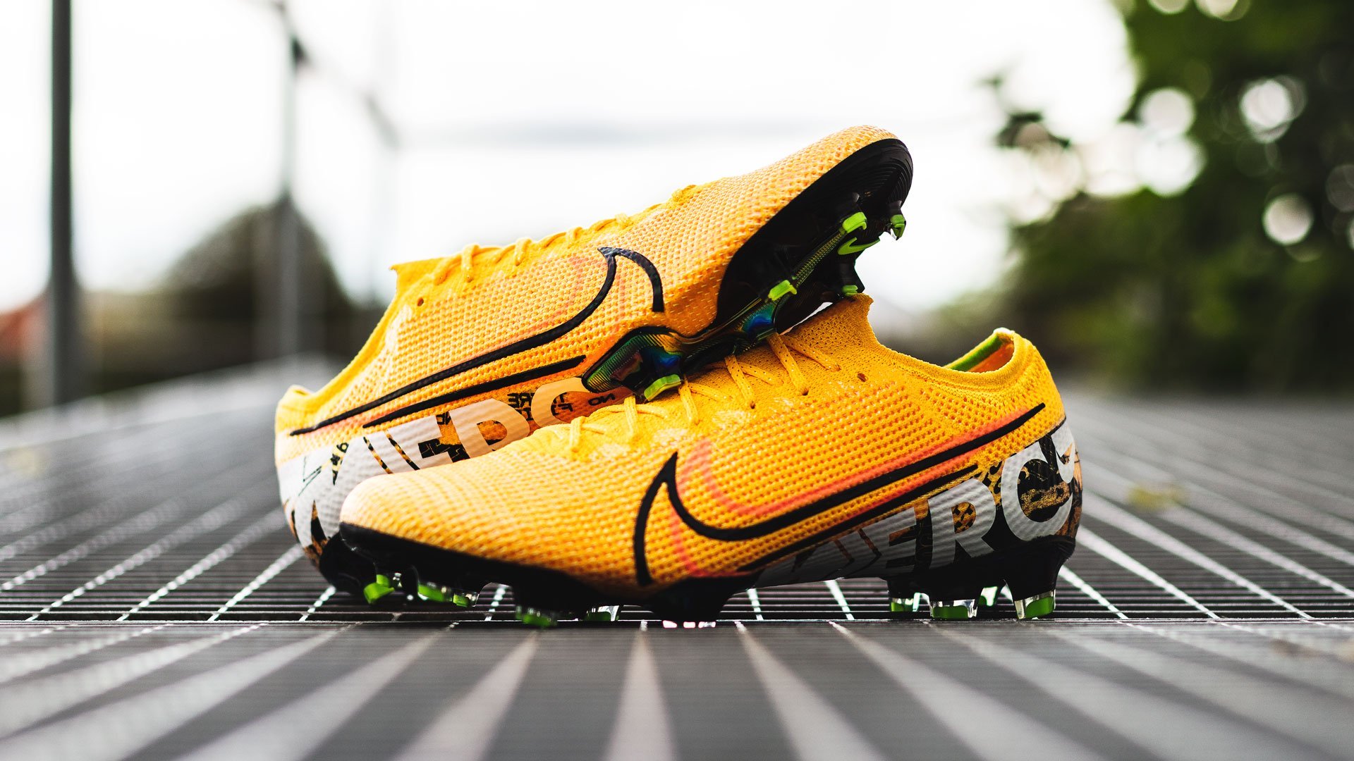 Tổng hợp những phối màu đặc sắc của Nike Mercurial Vapor 13